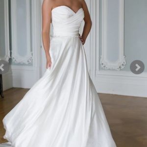 Augusta Jones Penny wedding dress- never worn!